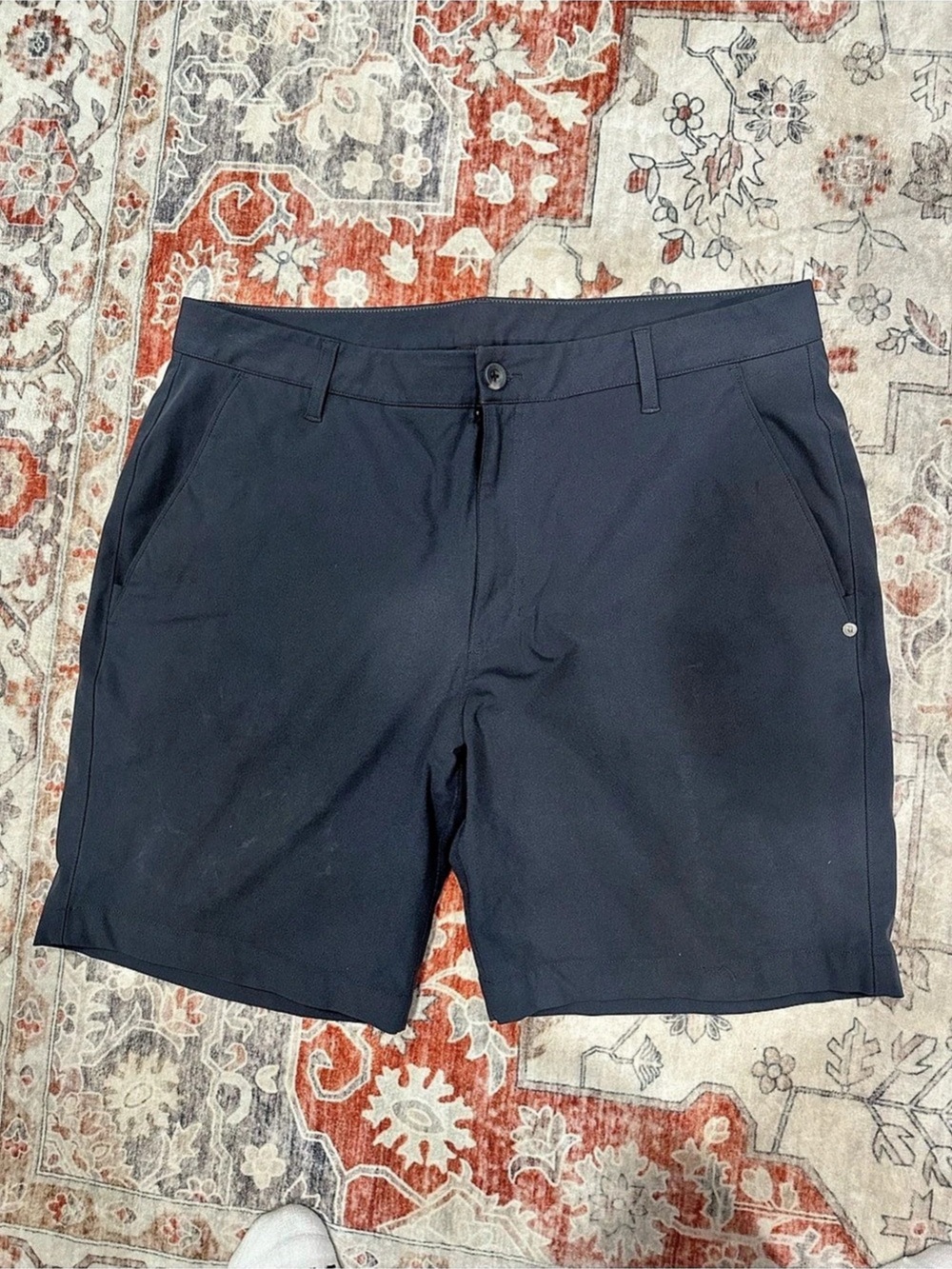 Vuori Meta Short Men's Flat Front Shorts Black